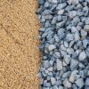 Щебень и песок с доставкой на дом: удобство и преимущества